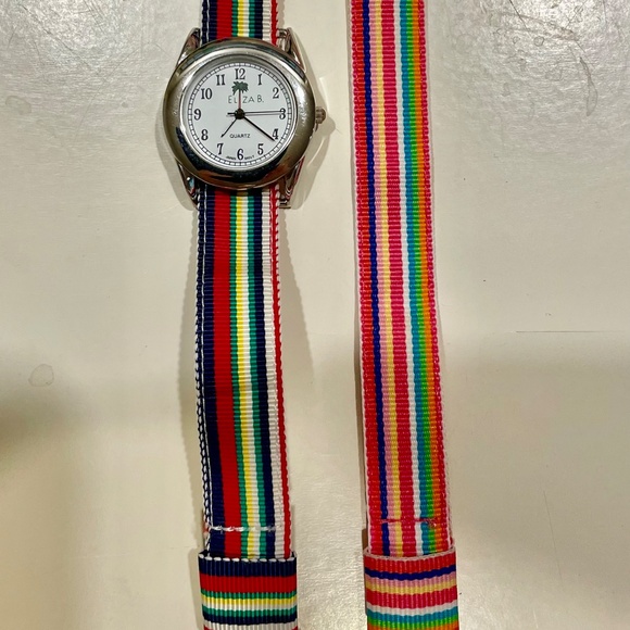 Watch - Picture 3 of 3